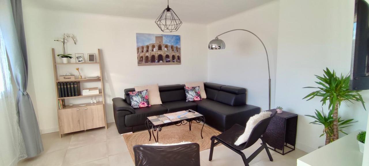 Le Jardin Arlesien - Parking Apartman Kültér fotó
