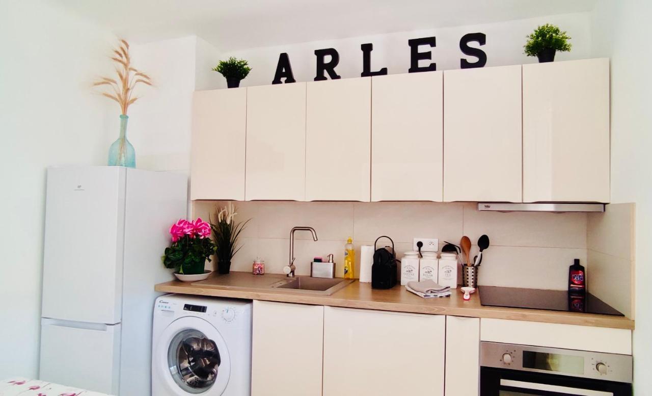 Le Jardin Arlesien - Parking Apartman Kültér fotó